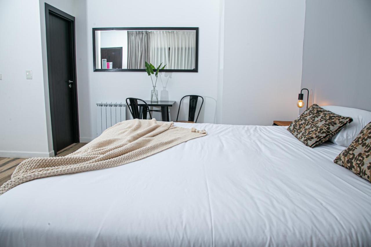 Senderos Aparts & Suites El Chalten Luaran gambar