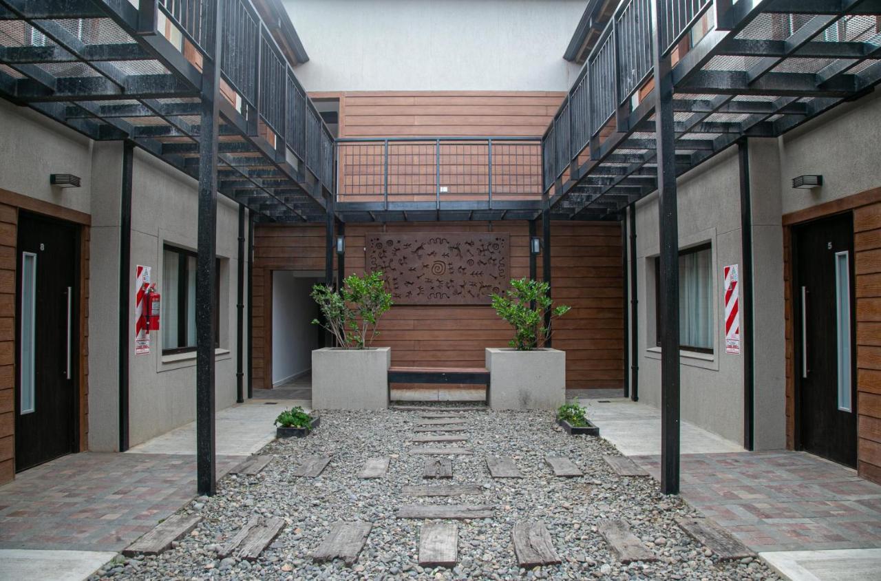 Senderos Aparts & Suites El Chalten Luaran gambar