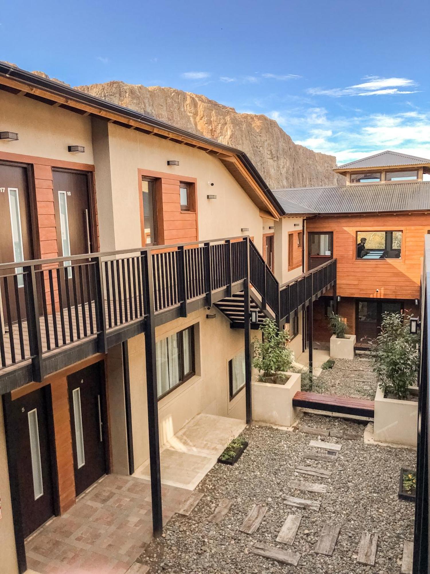 Senderos Aparts & Suites El Chalten Luaran gambar
