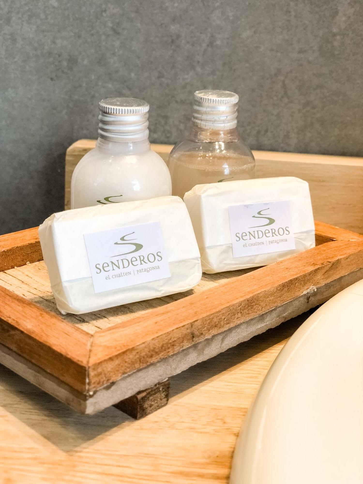 Senderos Aparts & Suites El Chalten Luaran gambar